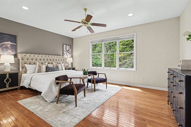 5290 Pinnacle Court, Ann Arbor, MI 48108