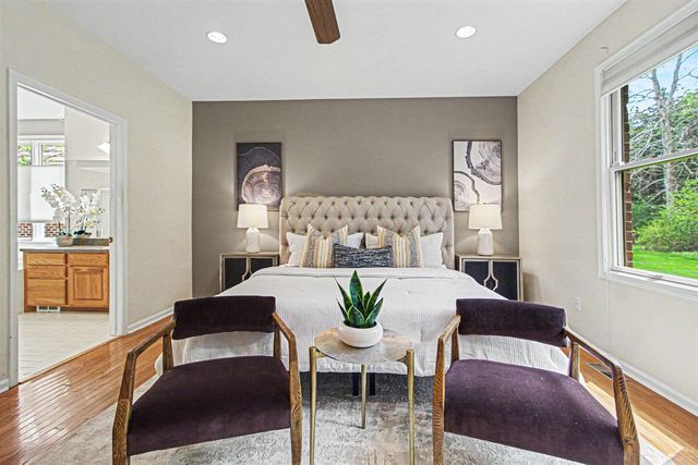 5290 Pinnacle Court, Ann Arbor, MI 48108