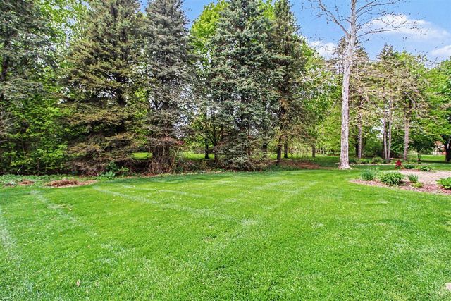 5290 Pinnacle Court, Ann Arbor, MI 48108