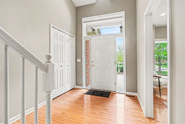 5290 Pinnacle Court, Ann Arbor, MI 48108