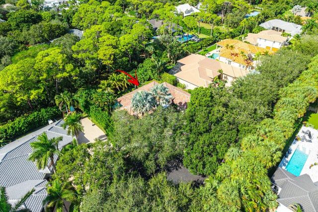 2560 Whispering Oaks Lane, Delray Beach, FL 33445