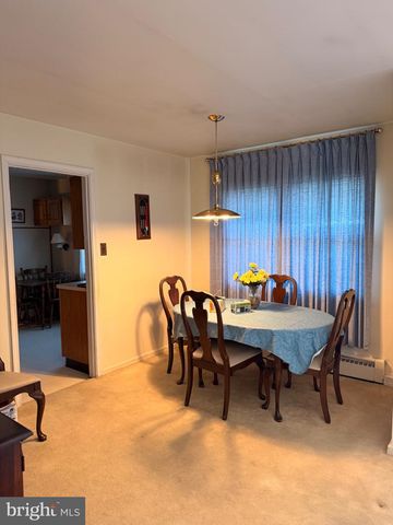 56 CHESTERFIELD DR, New Castle, DE 19720