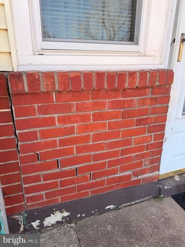 56 CHESTERFIELD DR, New Castle, DE 19720