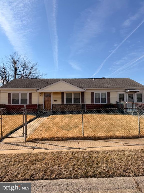 56 CHESTERFIELD DR, New Castle, DE 19720