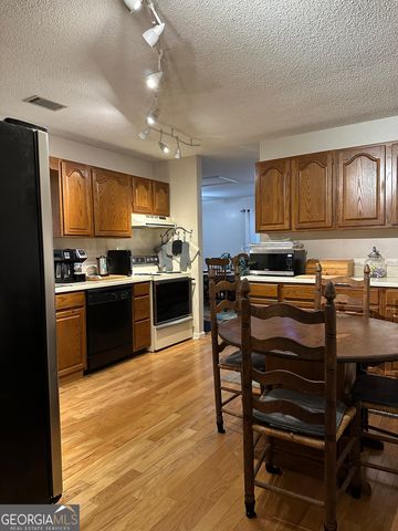 31 Riverview Court SE, Cartersville, GA 30120