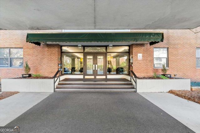 2965 Pharr Court South NW 304, Atlanta, GA 30305