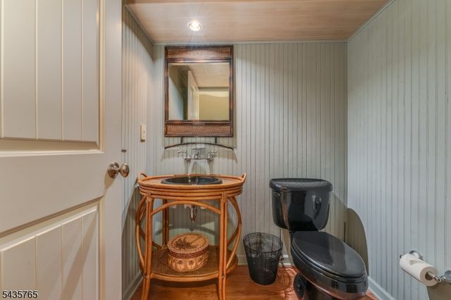 219 W Valley Brook Rd, Washington Twp., NJ 07830