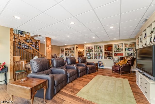 219 W Valley Brook Rd, Washington Twp., NJ 07830