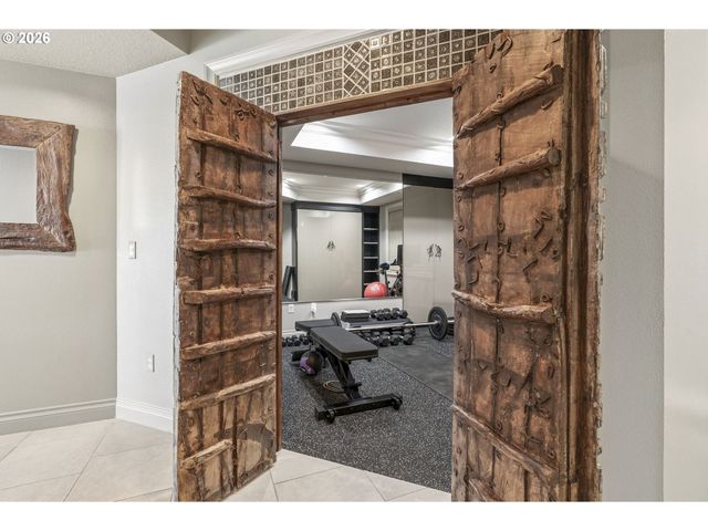 5841 Se COLUMBIA Way 102, Vancouver, WA 98661
