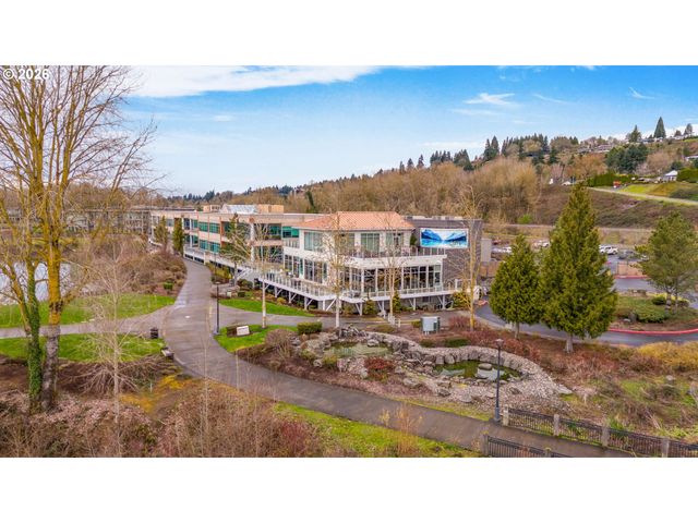 5841 Se COLUMBIA Way 102, Vancouver, WA 98661