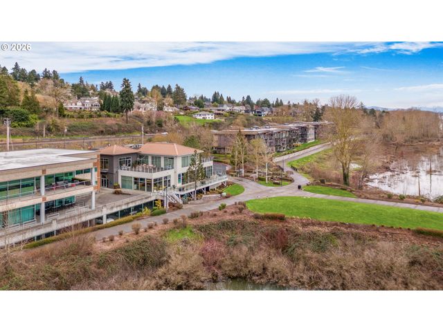5841 Se COLUMBIA Way 102, Vancouver, WA 98661