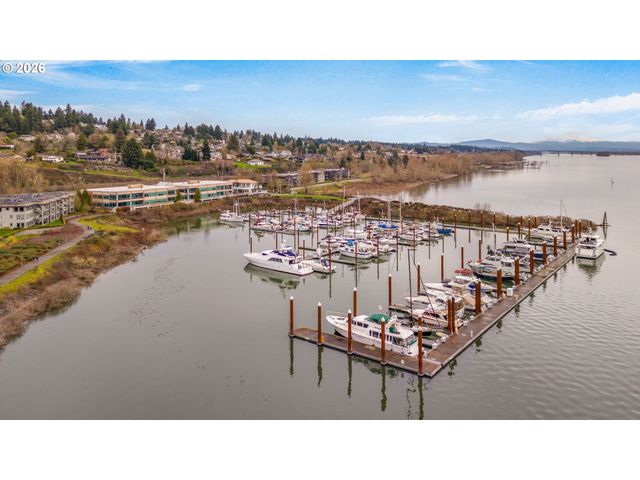 5841 Se COLUMBIA Way 102, Vancouver, WA 98661