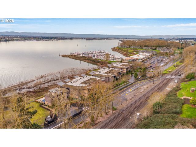 5841 Se COLUMBIA Way 102, Vancouver, WA 98661