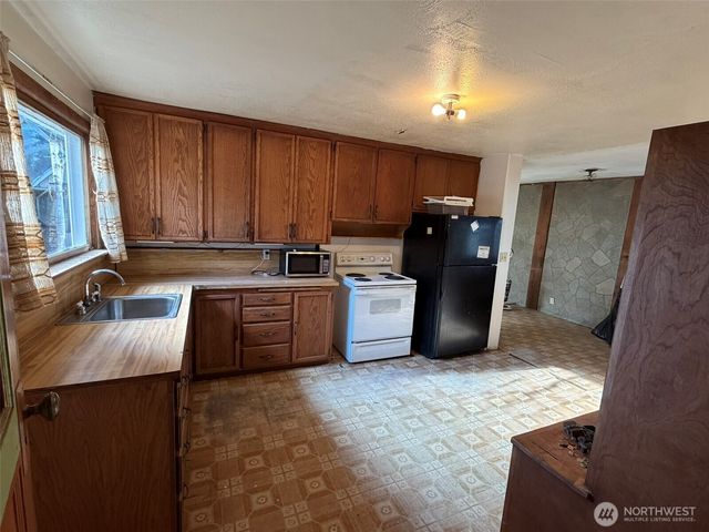 33458 33rd Place S, Federal Way, WA 98001