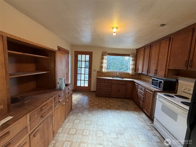 33458 33rd Place S, Federal Way, WA 98001