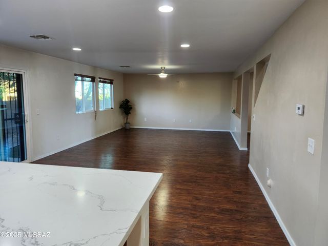 620 S Charles L Mckay Place, Vail, AZ 85641