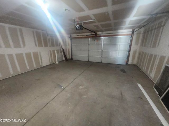 620 S Charles L Mckay Place, Vail, AZ 85641