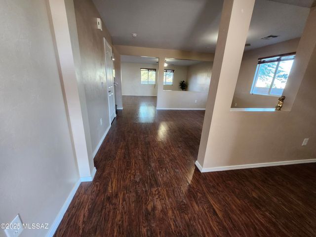 620 S Charles L Mckay Place, Vail, AZ 85641