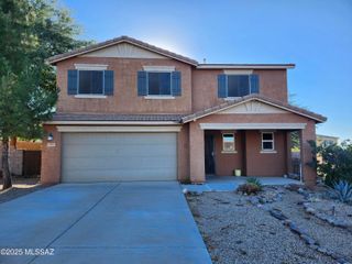 620 S Charles L Mckay Place, Vail, AZ 85641