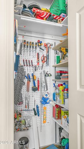 695 FELSPAR Drive, Apache Junction, AZ 85119