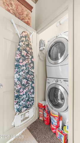 695 FELSPAR Drive, Apache Junction, AZ 85119