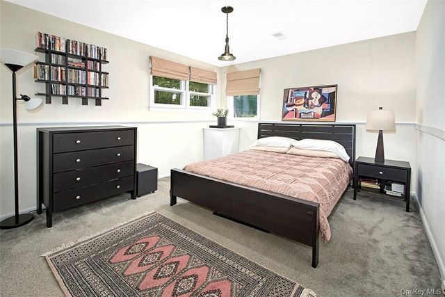 21 Douglas Circle, Rye, NY 10580