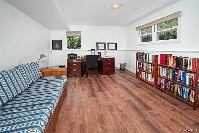 21 Douglas Circle, Rye, NY 10580