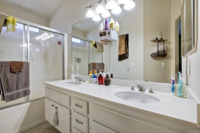 44607 Crestwood Cir, Temecula, CA 92592