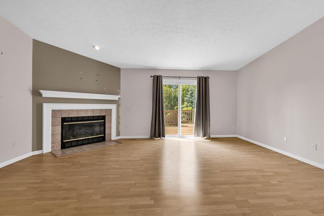5869 Nike Drive, Hilliard, OH 43026