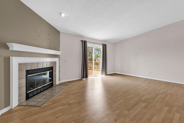 5869 Nike Drive, Hilliard, OH 43026