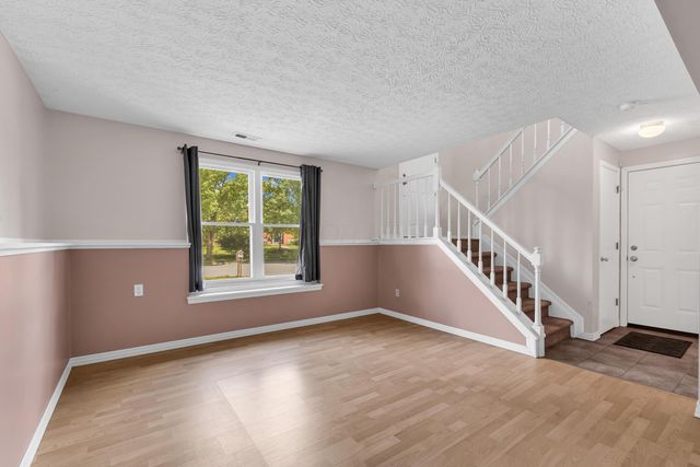 5869 Nike Drive, Hilliard, OH 43026