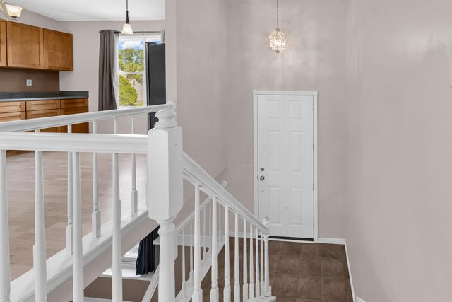 5869 Nike Drive, Hilliard, OH 43026
