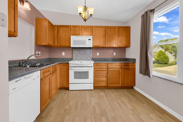 5869 Nike Drive, Hilliard, OH 43026
