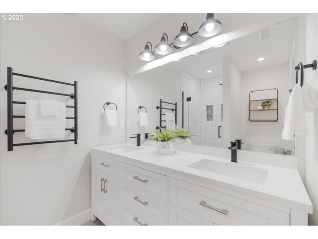 23680 Sw ROBSON Ter, Sherwood, OR 97140