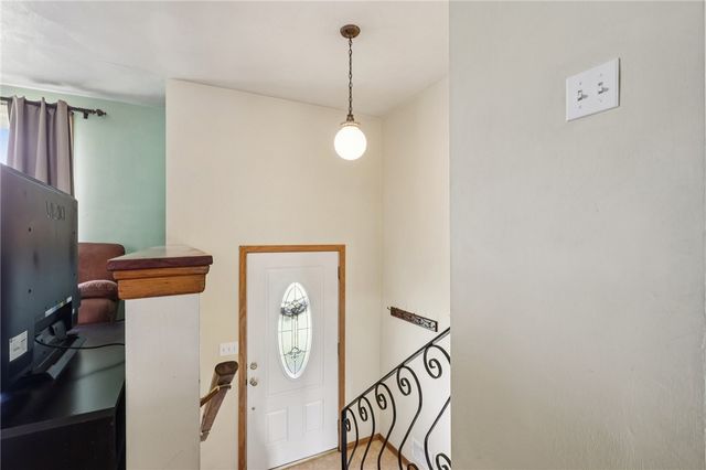 1413 Lexington Dr, North Sewickley Twp, PA 15066