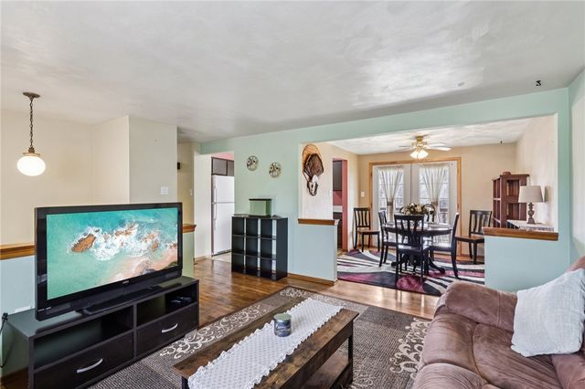 1413 Lexington Dr, North Sewickley Twp, PA 15066