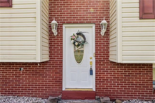 1413 Lexington Dr, North Sewickley Twp, PA 15066