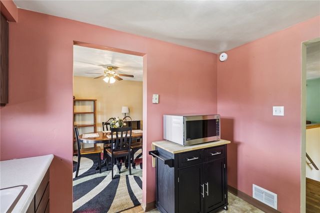 1413 Lexington Dr, North Sewickley Twp, PA 15066