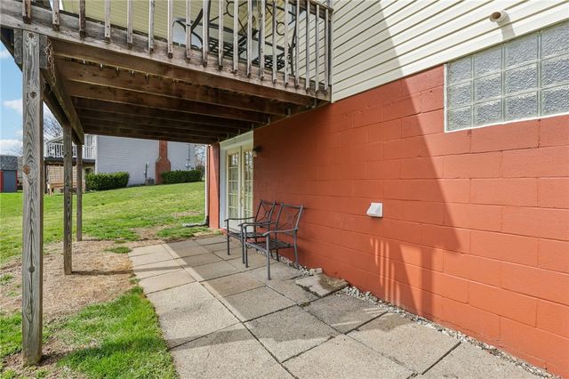 1413 Lexington Dr, North Sewickley Twp, PA 15066