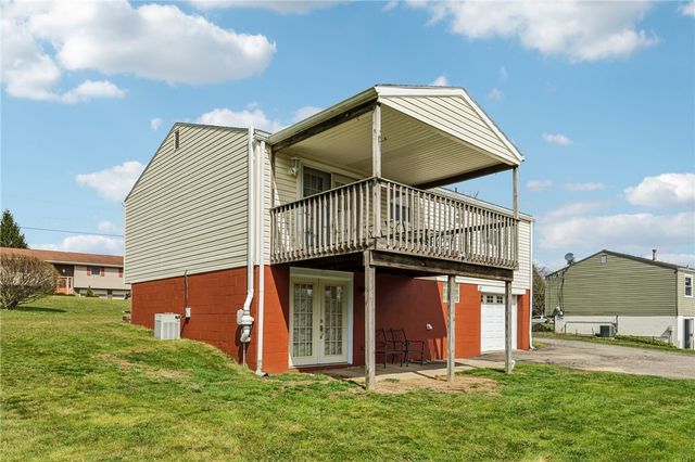 1413 Lexington Dr, North Sewickley Twp, PA 15066