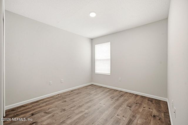 9089 INDIA Avenue, Jacksonville, FL 32211