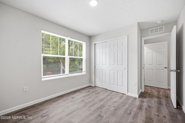 9089 INDIA Avenue, Jacksonville, FL 32211