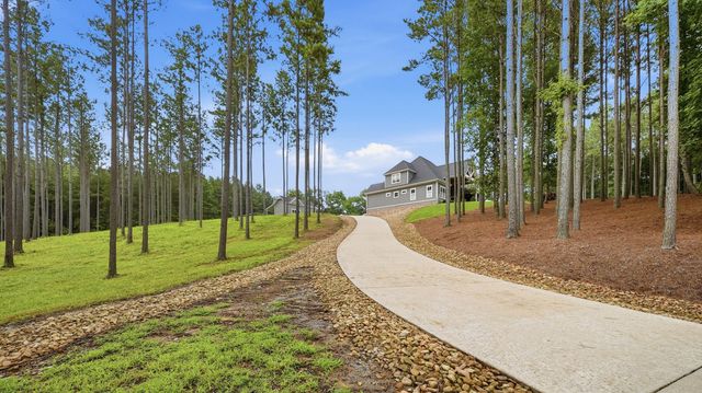 5420 Raulston Falls Road, Jasper, TN 37347