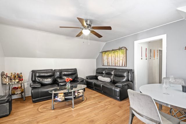 6821 S Campbell Avenue, Chicago, IL 60629