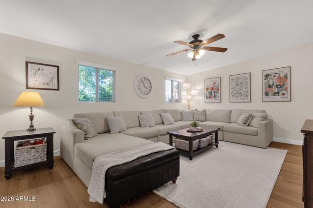3314 E HOLLY Street, Phoenix, AZ 85008