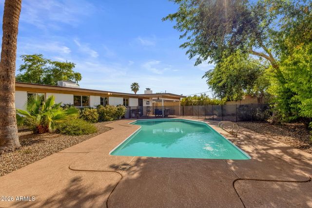 3314 E HOLLY Street, Phoenix, AZ 85008