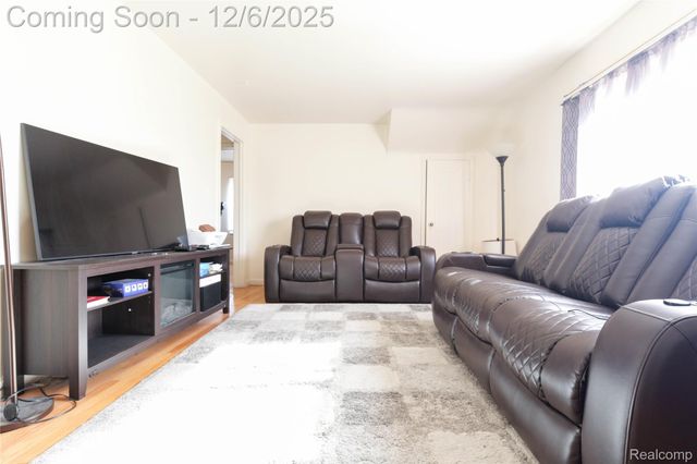 11300 Hubbell Street, Detroit, MI 48227