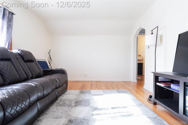 11300 Hubbell Street, Detroit, MI 48227