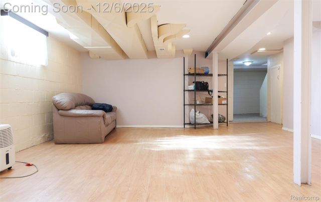 11300 Hubbell Street, Detroit, MI 48227