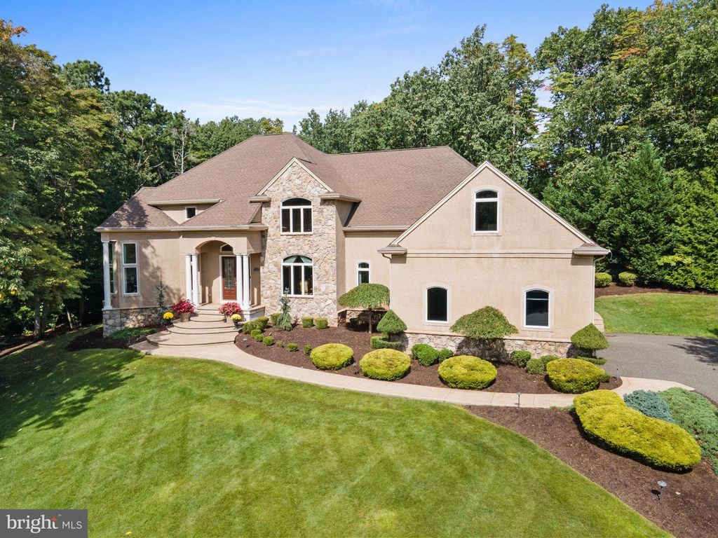 201 BLUE HERON CT, VOORHEES, NJ 08043 — exterior